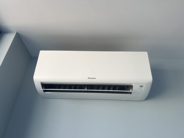 DAIKIN FTXC25D / RXC25D Инверторни климатици БакаловКлима 28